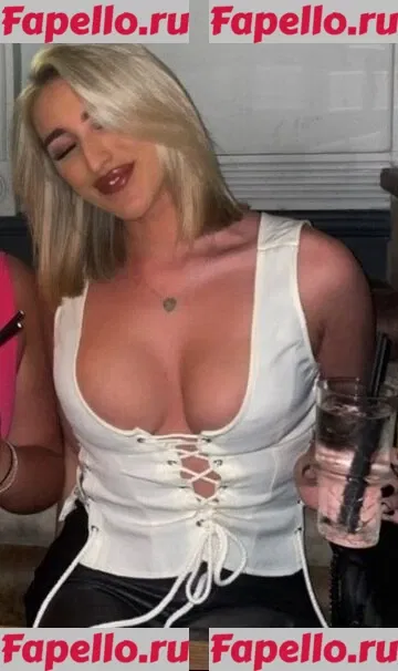 Lauren Day Onlyfans Photo Gallery 