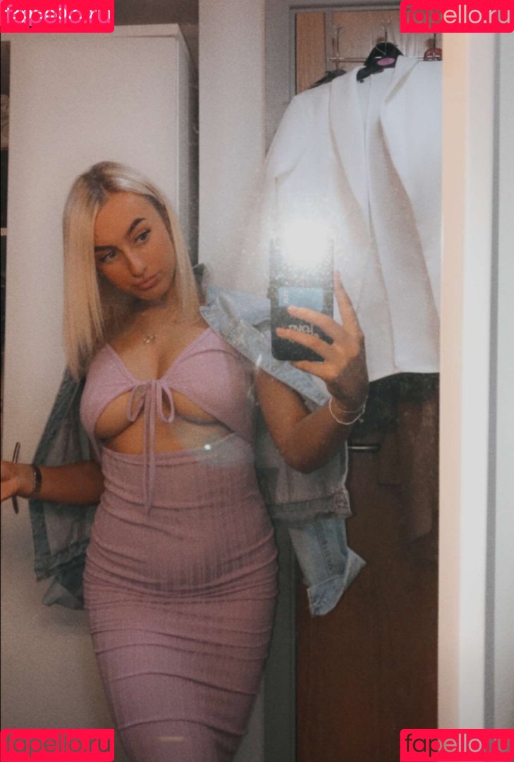 Lauren Day Onlyfans Photo Gallery 