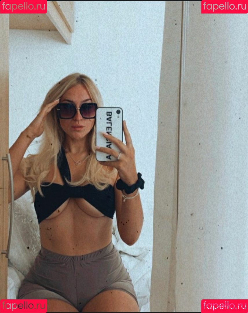 Lauren Day Onlyfans Photo Gallery 