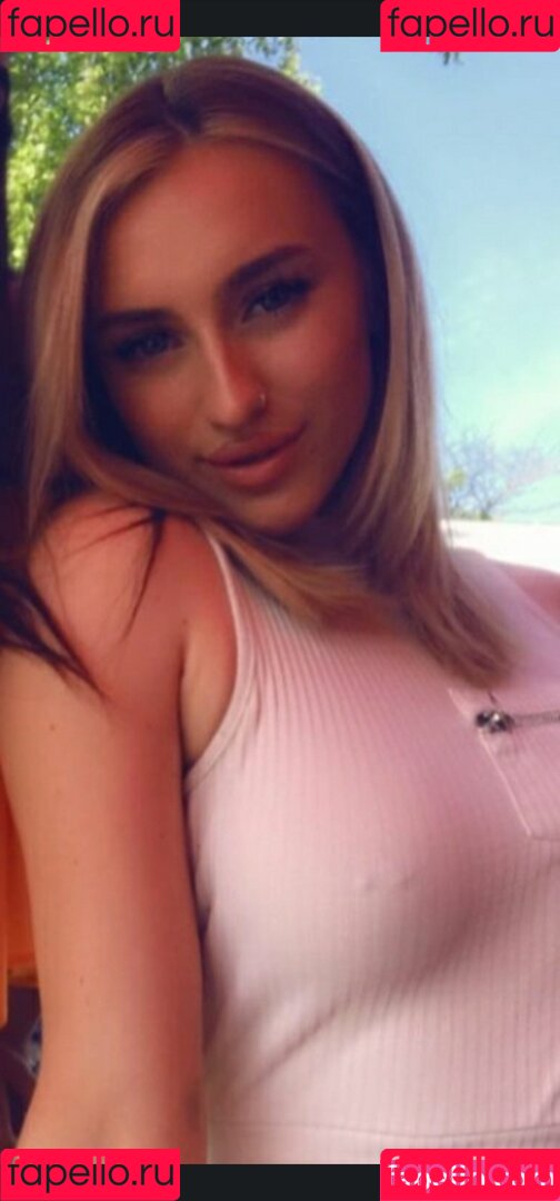 Lauren Day Onlyfans Photo Gallery 