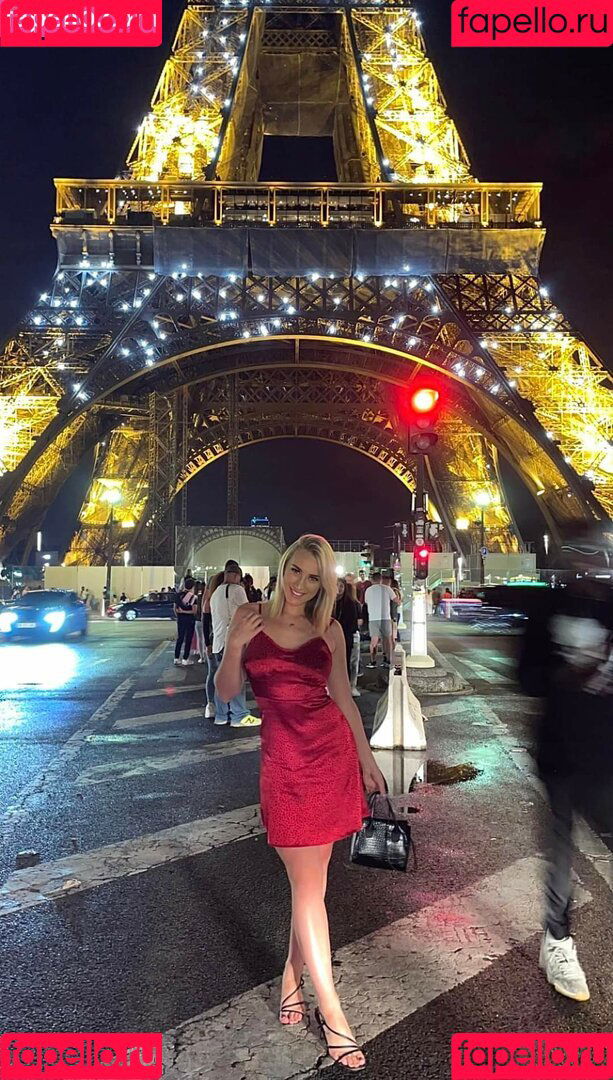 Lauren Day Onlyfans Photo Gallery 