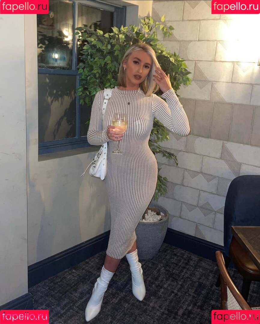 Lauren Day Onlyfans Photo Gallery 