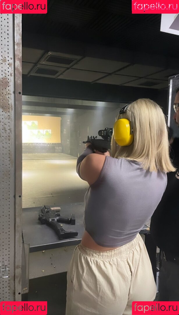 Lauren Day Onlyfans Photo Gallery 