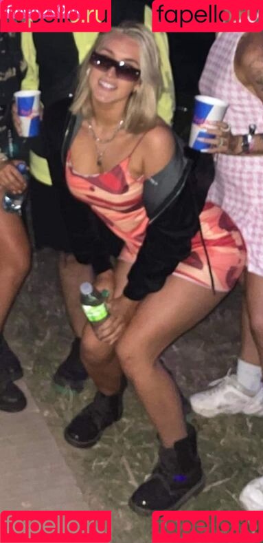 Lauren Day Onlyfans Photo Gallery 