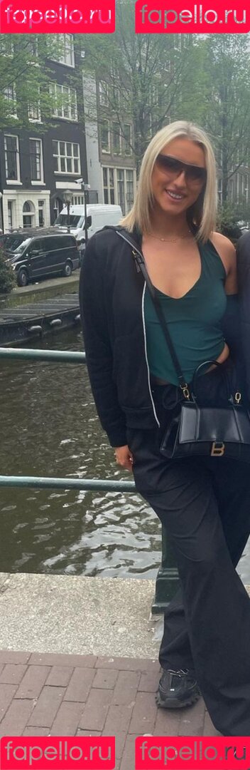 Lauren Day Onlyfans Photo Gallery 