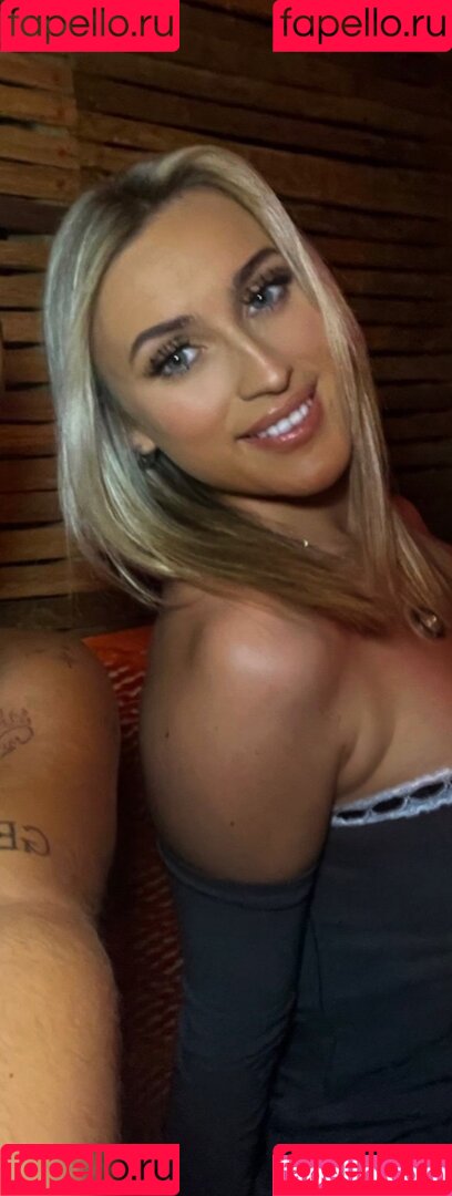 Lauren Day Onlyfans Photo Gallery 