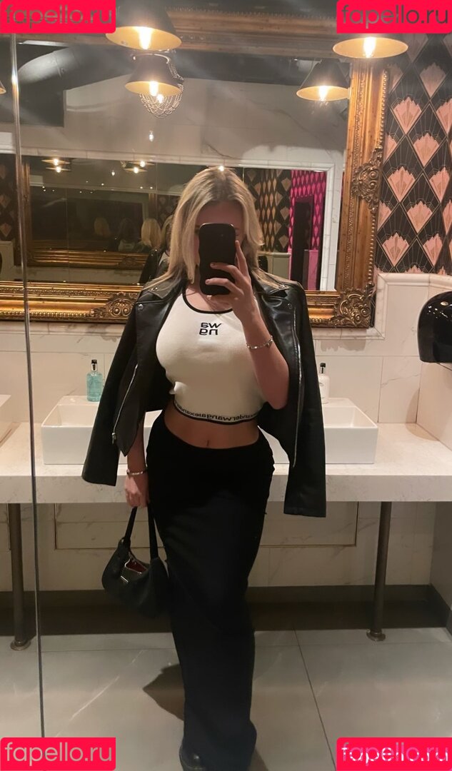 Lauren Day Onlyfans Photo Gallery 