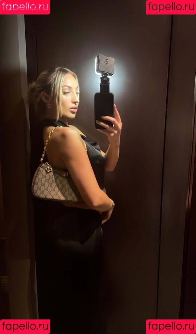 Lauren Day Onlyfans Photo Gallery 