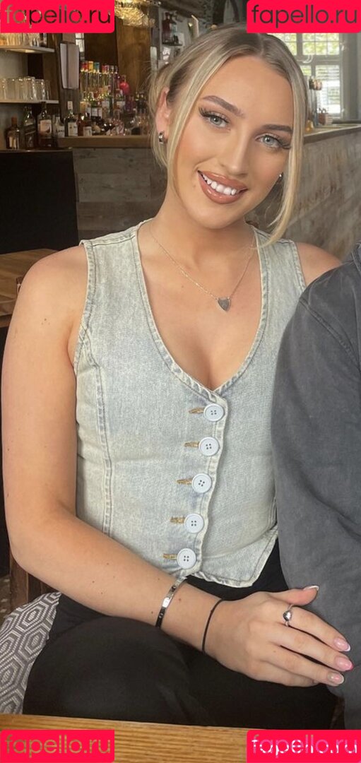 Lauren Day Onlyfans Photo Gallery 