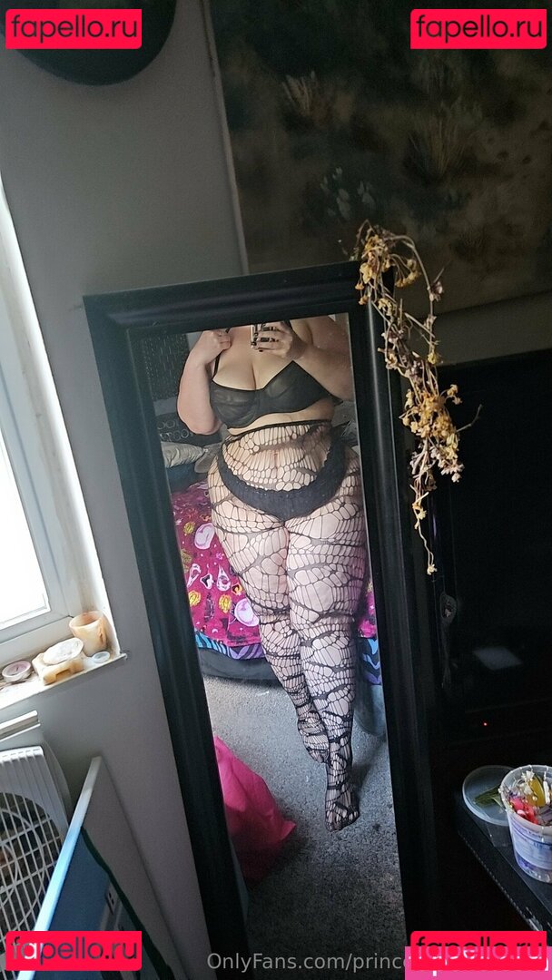 princesspeachrings Nude Onlyfans Photo 26