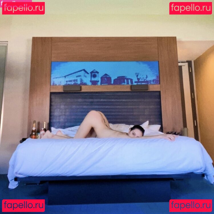 Taylor Weeks Nude Onlyfans Photo 39