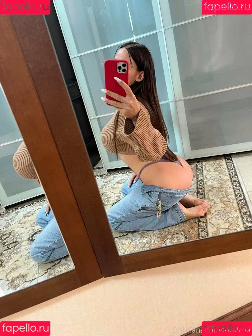 lovalova Onlyfans Photo Gallery 