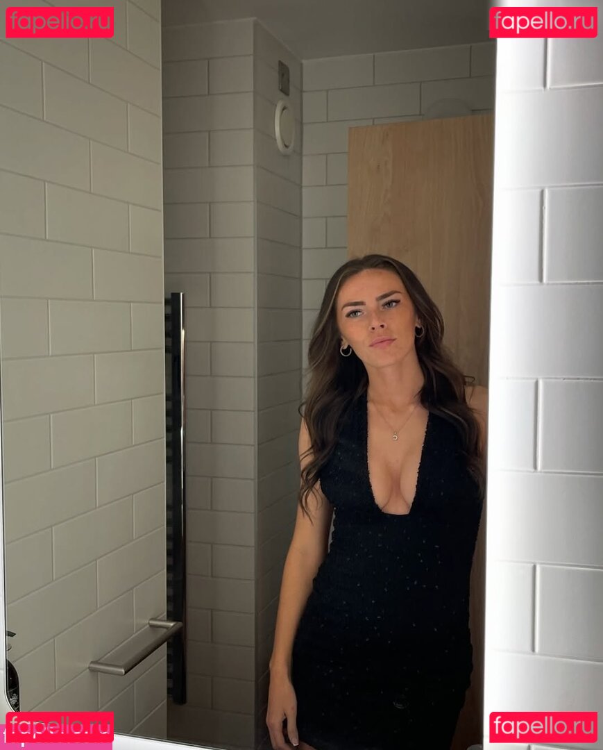 Chloe Williams Nude Onlyfans Photo 16