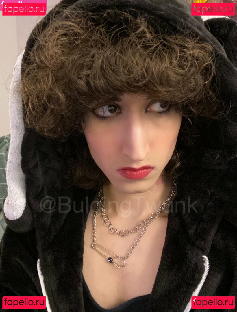 BulgingTwunk Nude Onlyfans Photo 9