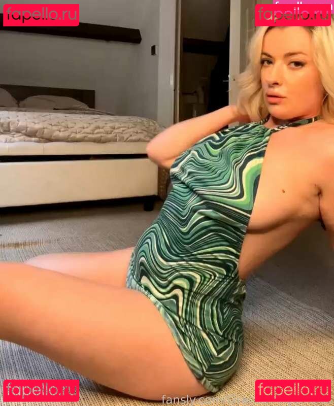 Grace Emily Nude Onlyfans Photo 9