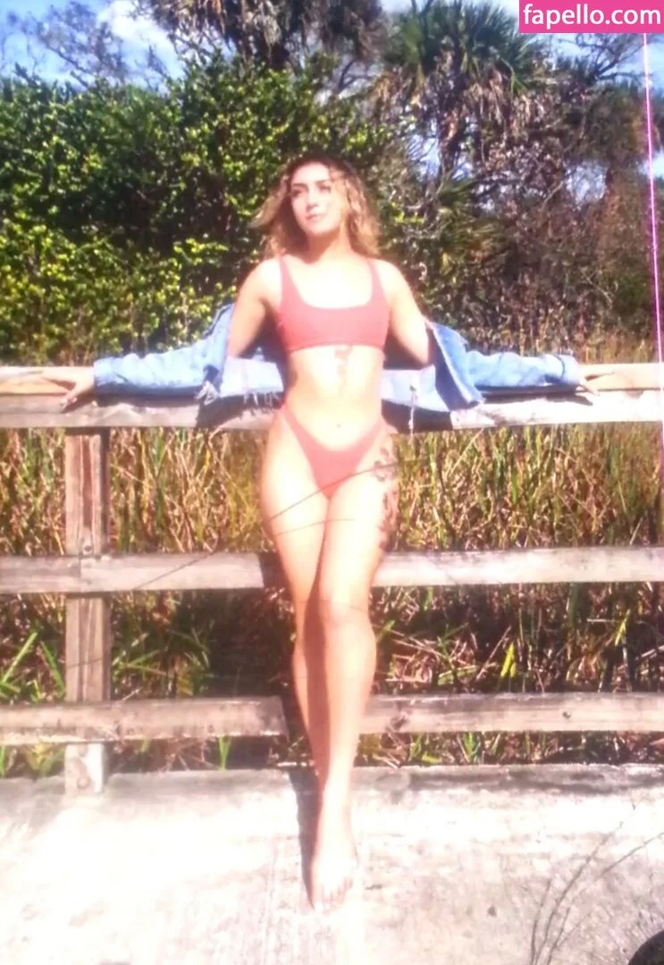 stephanielovexxx Onlyfans Photo Gallery 