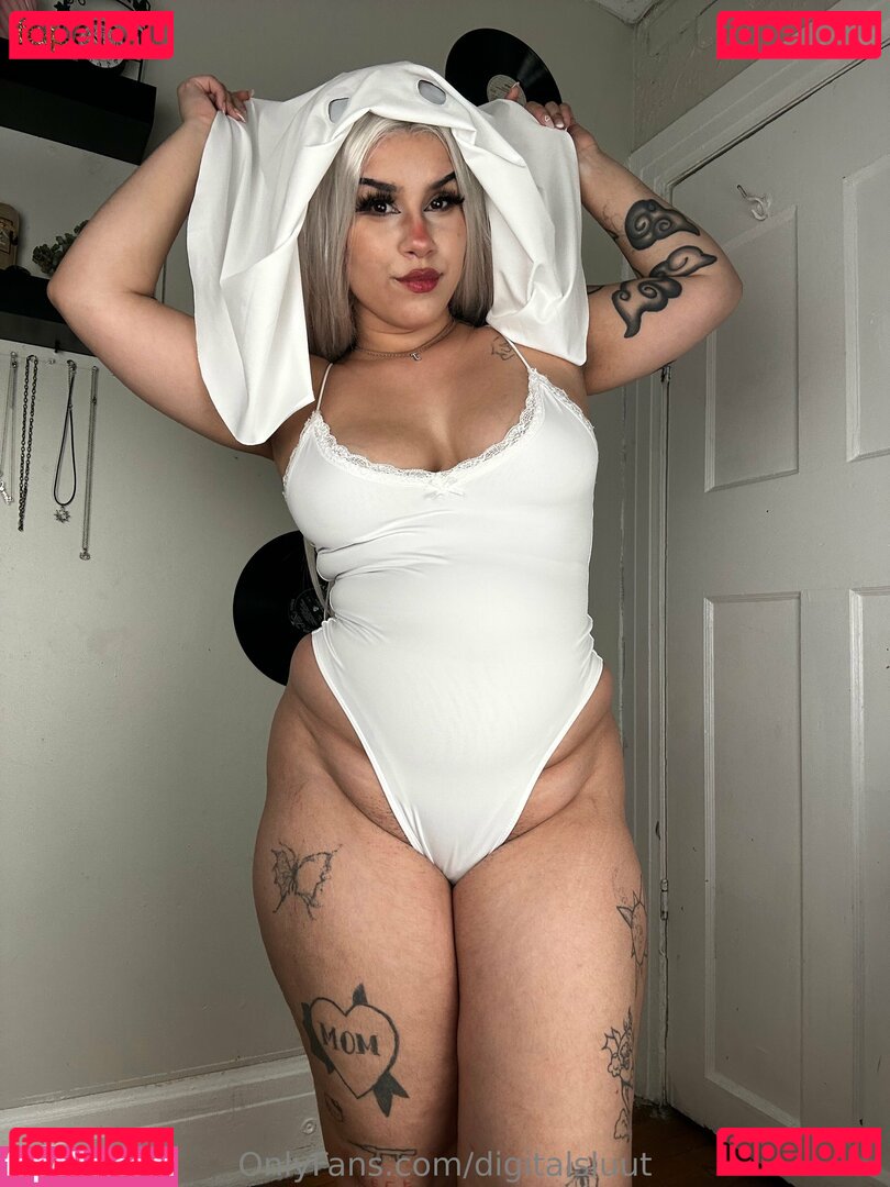 digitalsluut Nude Onlyfans Photo 9