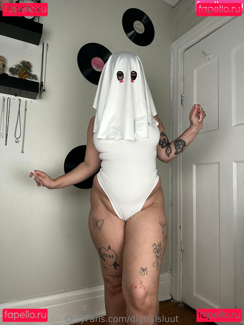 digitalsluut Nude Onlyfans Photo 7