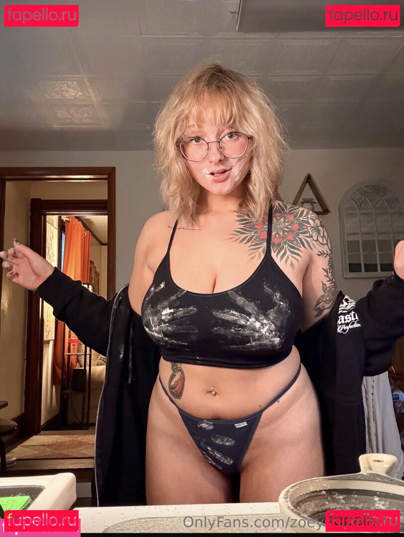 zoeysourdough Nude Onlyfans Photo 8