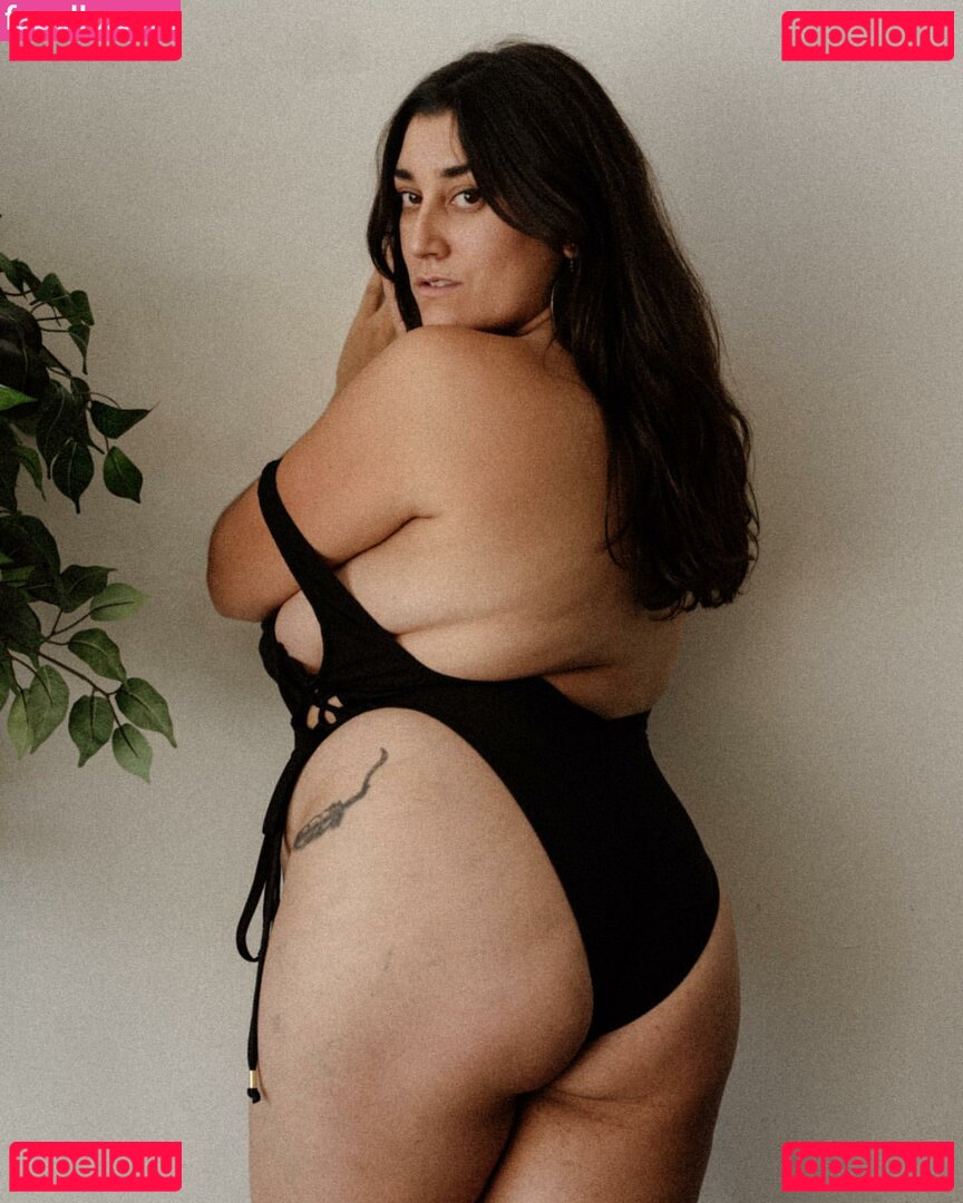 Cha Cha Nude Onlyfans Photo 13