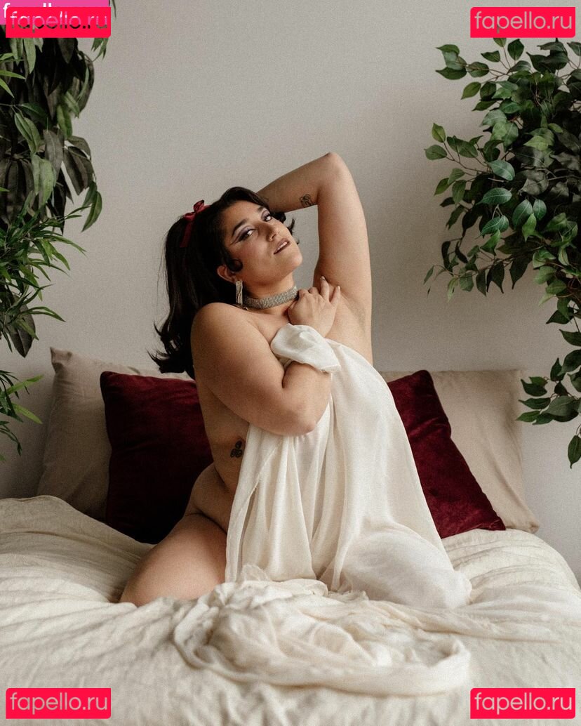 Cha Cha Nude Onlyfans Photo 9