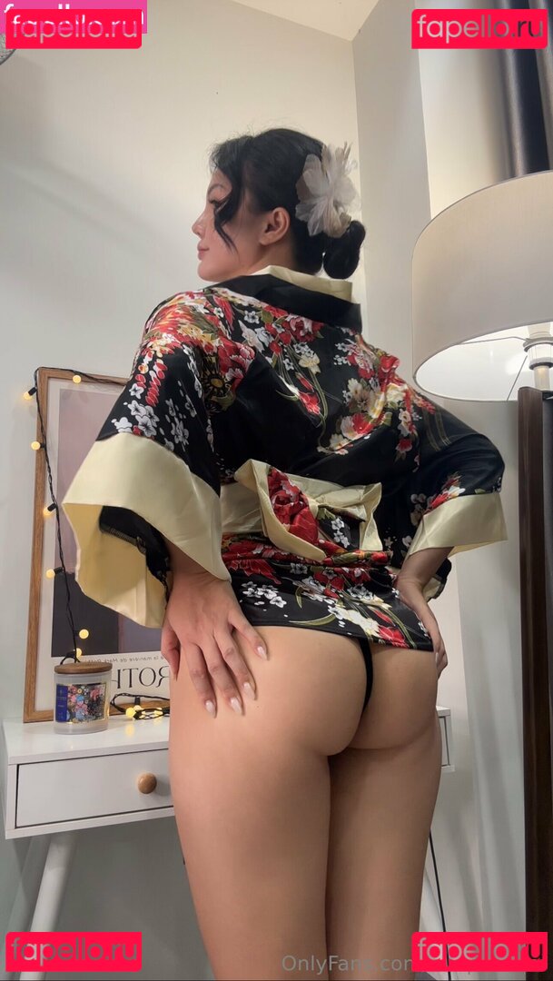 miapeachof Nude Onlyfans Photo 11