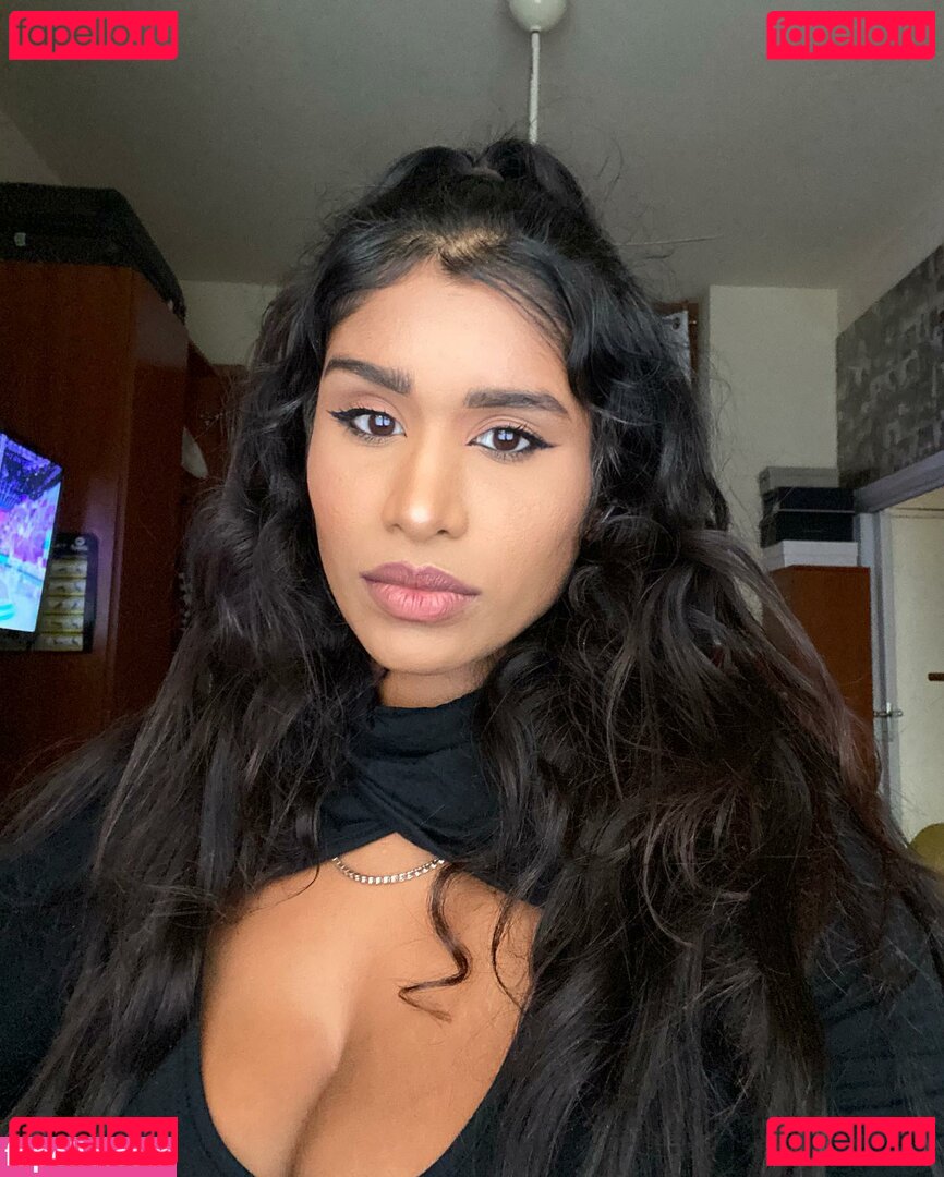 Tiziana Nude Onlyfans Photo 26