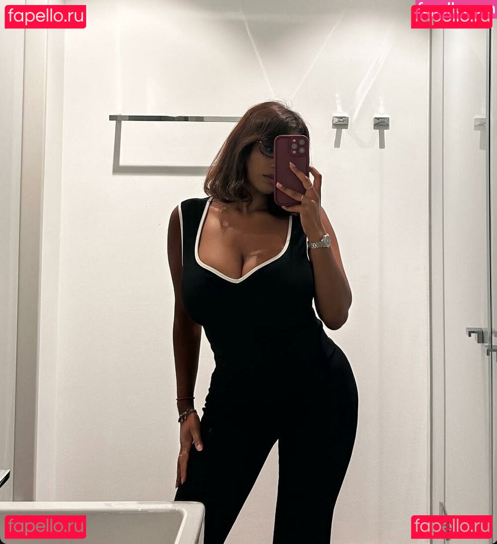Tiziana Nude Onlyfans Photo 9