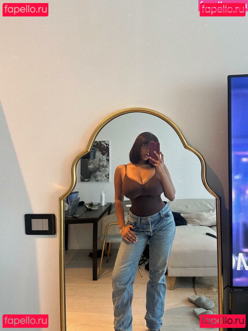 Tiziana Nude Onlyfans Photo 6