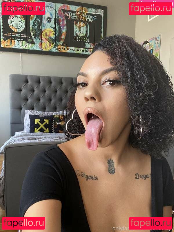 Mariaa Skyy Nude Onlyfans Photo 42