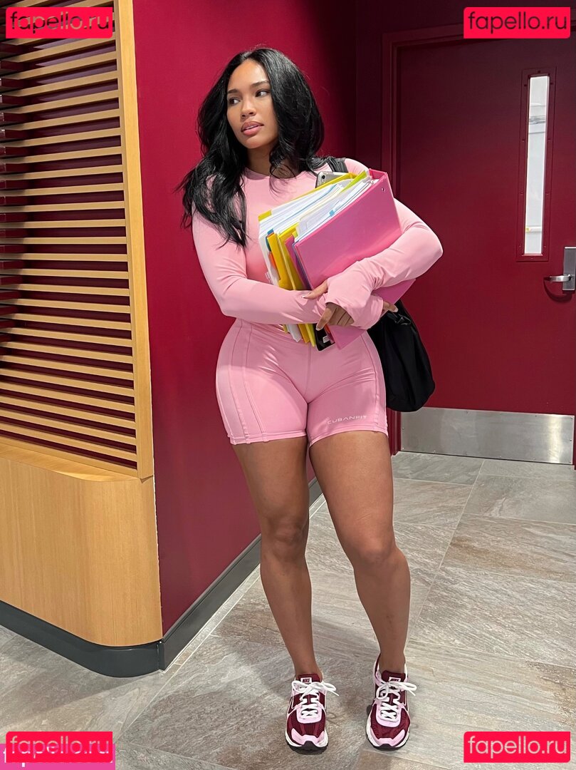 Cuban Link Nude Onlyfans Photo 43