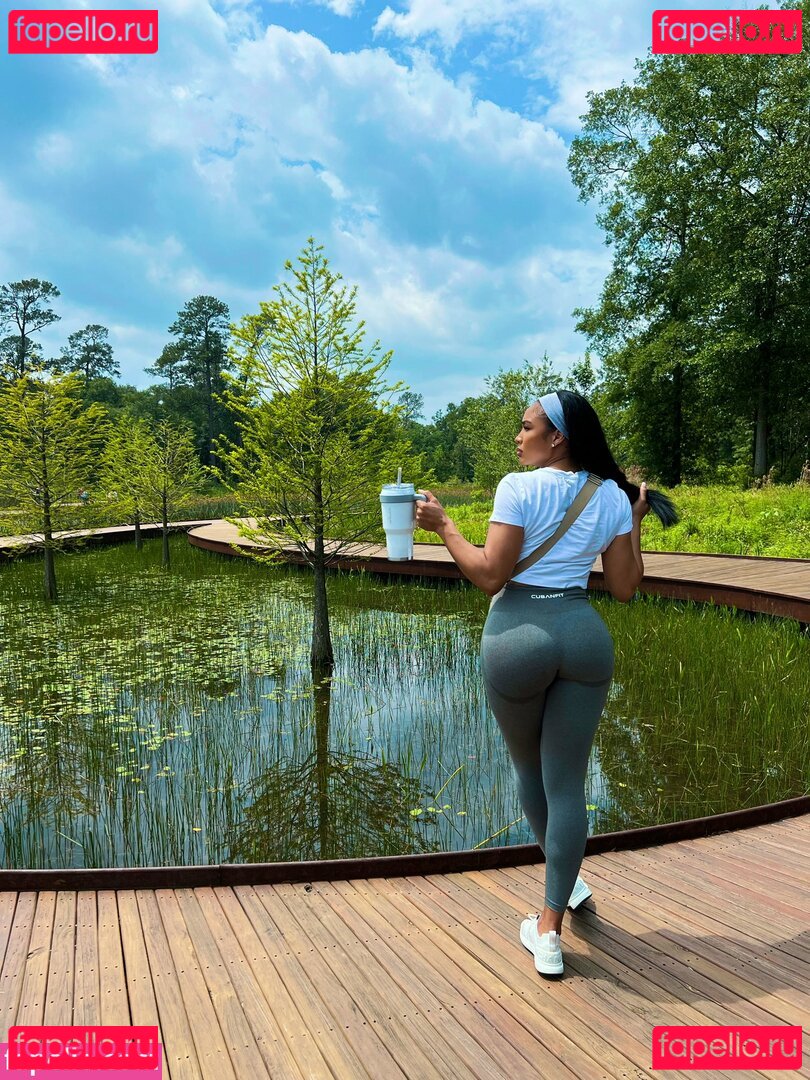 Cuban Link Nude Onlyfans Photo 16