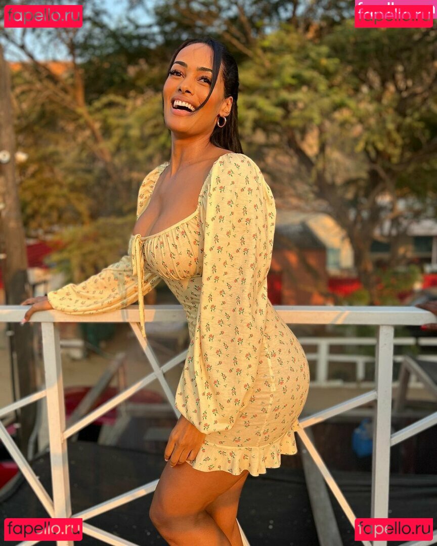Micaela Reis Nude Onlyfans Photo 34