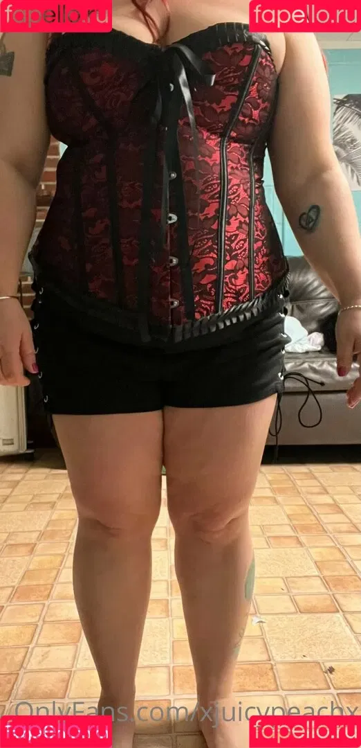 xjuicypeachx Onlyfans Photo Gallery 