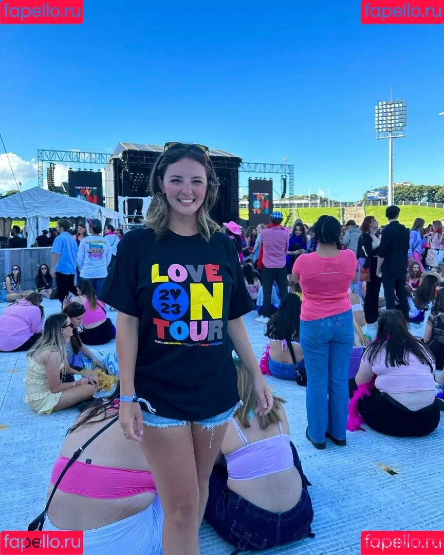 aliceiloves Onlyfans Photo Gallery 