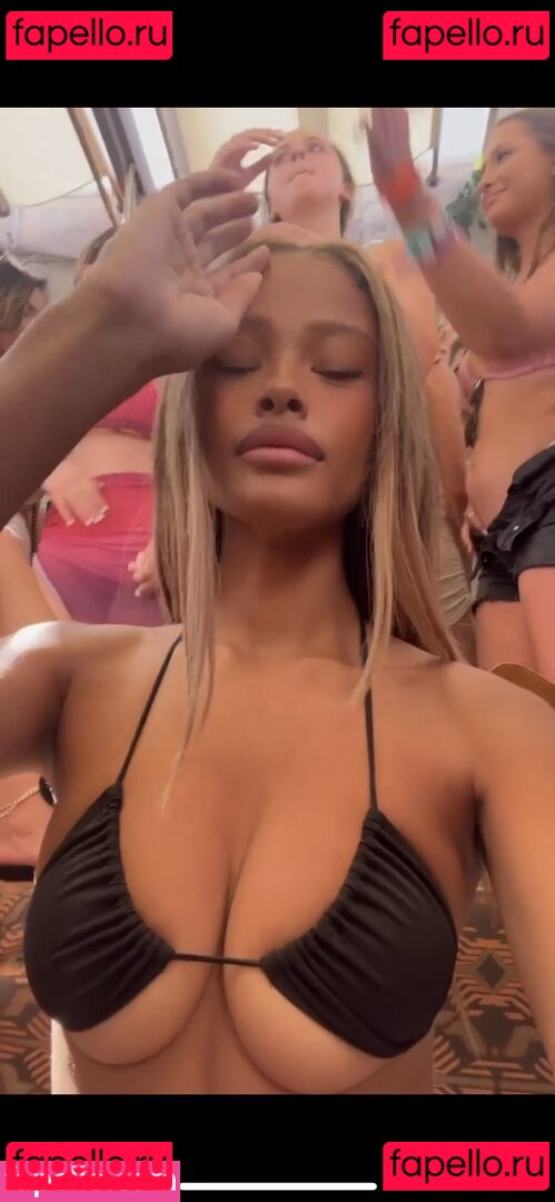Vinetrria Vinetria Nude Onlyfans Photo 36