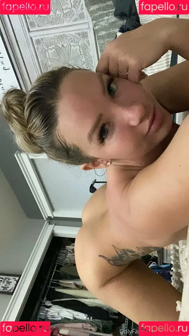 misscalicarter Onlyfans Photo Gallery 