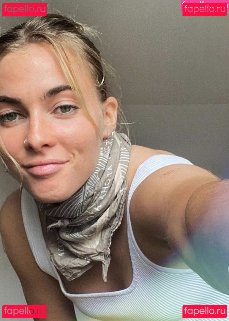 Laura Freigang Nude Onlyfans Photo 42