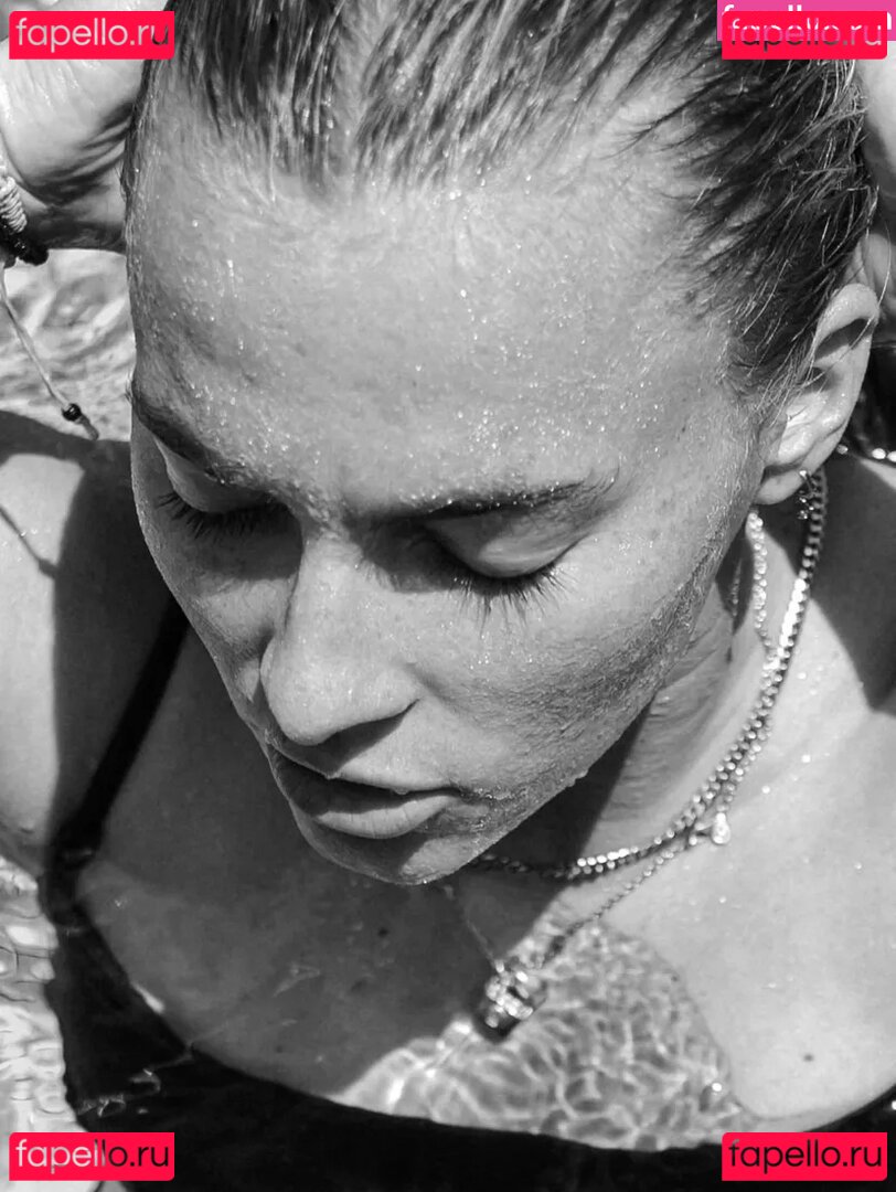 Laura Freigang Nude Onlyfans Photo 13