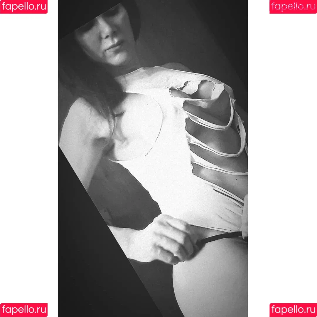 Fabi Laranjeira Onlyfans Photo Gallery 
