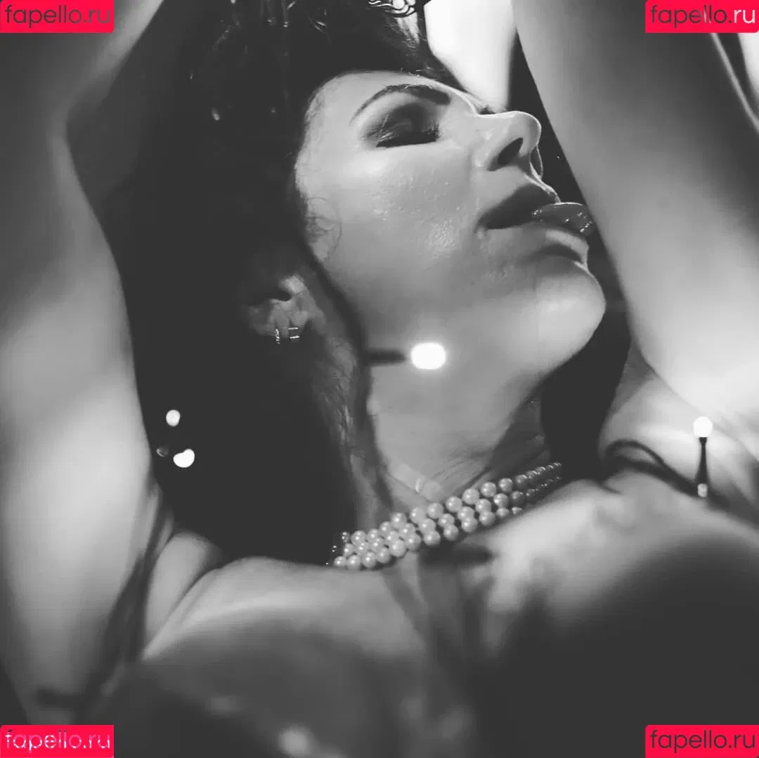 Fabi Laranjeira Onlyfans Photo Gallery 