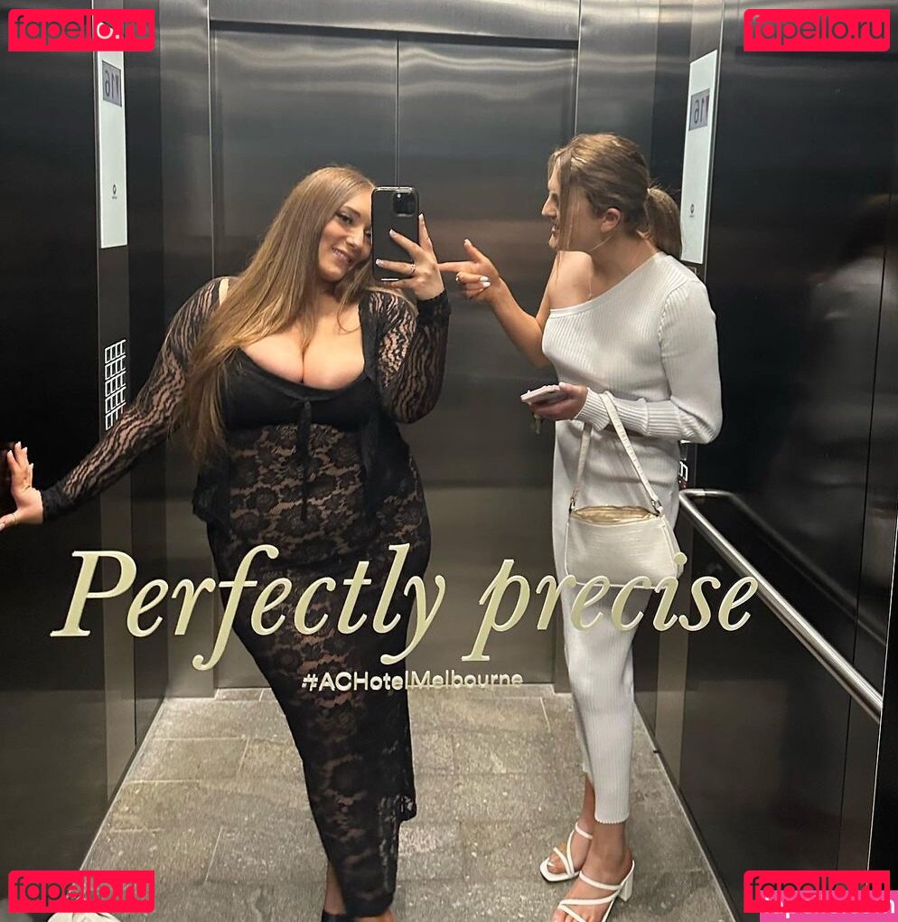 Danielle A Nude Onlyfans Photo 33