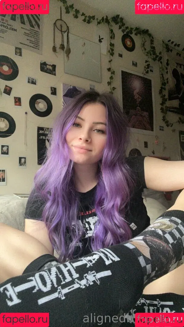 alignedbyjuniper Onlyfans Photo Gallery 