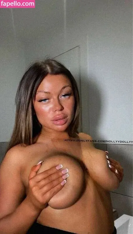 Hollyydollyy Onlyfans Photo Gallery 