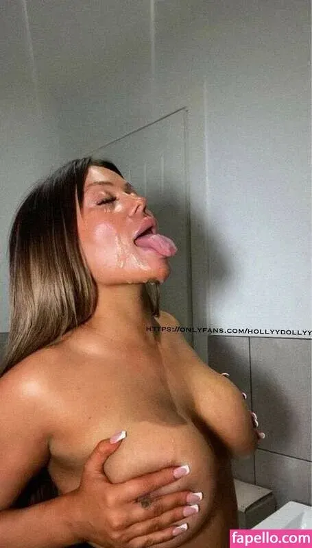 Hollyydollyy Onlyfans Photo Gallery 