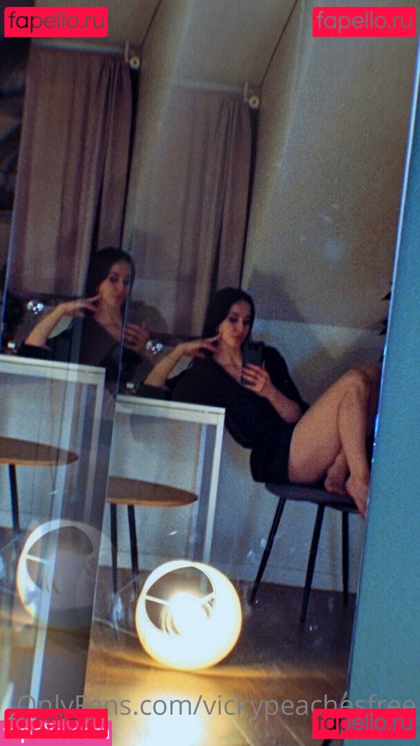 vickypeachesfree Nude Onlyfans Photo 31
