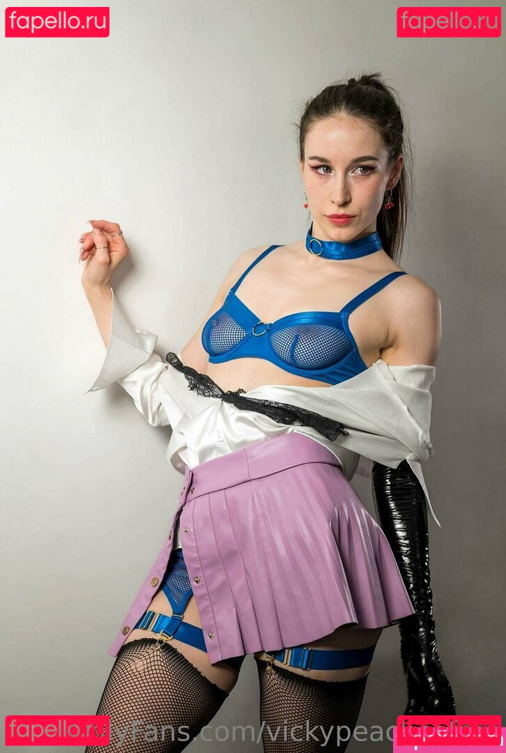 vickypeachesfree Nude Onlyfans Photo 4