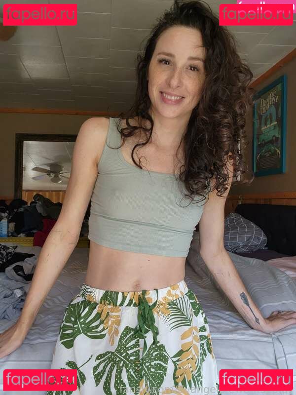 Evangelinewants2play Nude Onlyfans Photo 27