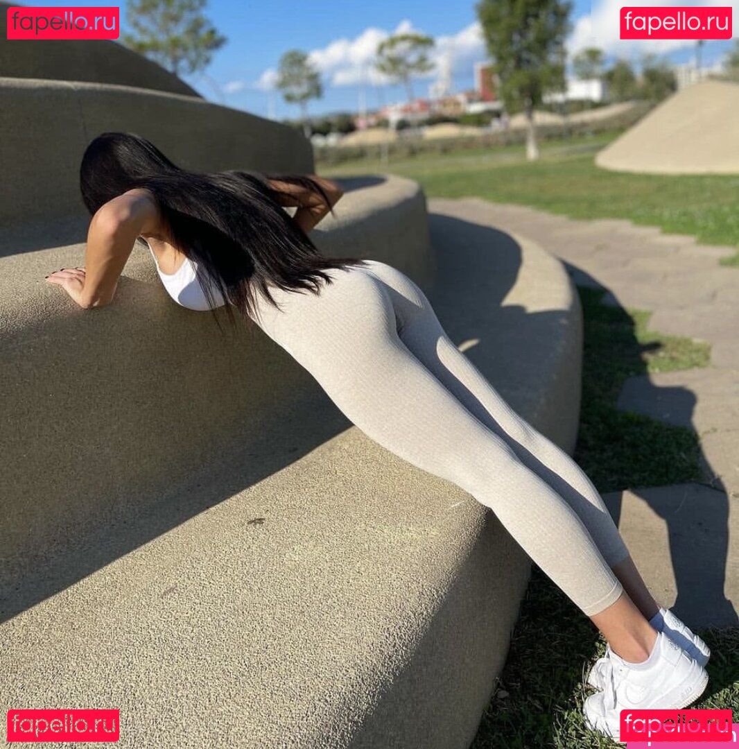 Hana Lovic Nude Onlyfans Photo 16