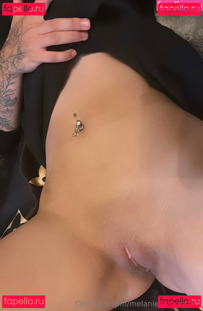 Melcamora Nude Onlyfans Photo 12